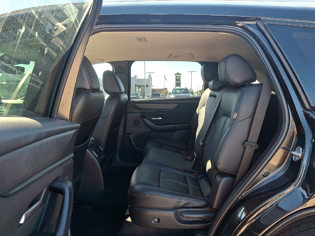 Used 2025 MAZDA CX-90 3.3 Turbo w/ Select Package AWD/4WD image 10