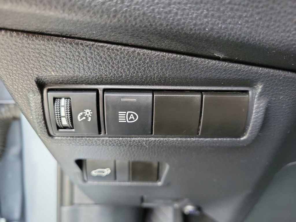 Used 2024 Toyota Corolla Cross XLE w/ Convenience Package image 22