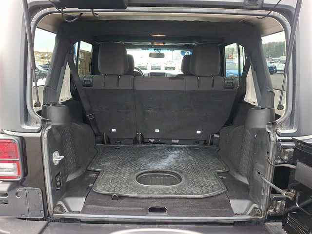 Used 2016 Jeep Wrangler Unlimited Sport image 28