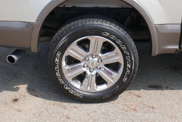 Used 2018 Ford F150 King Ranch w/ Equipment Group 601A Luxury AWD/4WD image 13