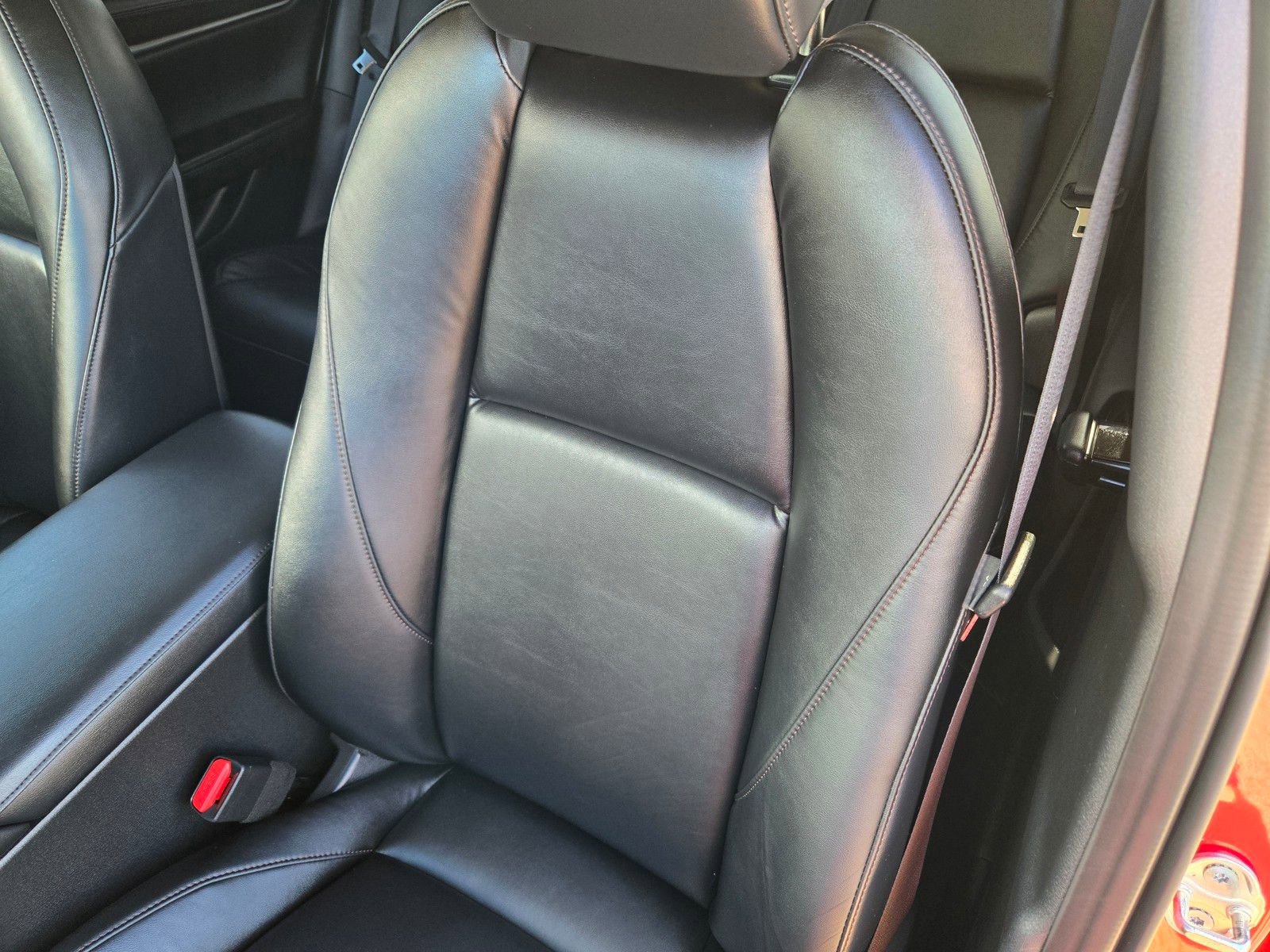 Used 2025 MAZDA MAZDA3 s FWD image 20