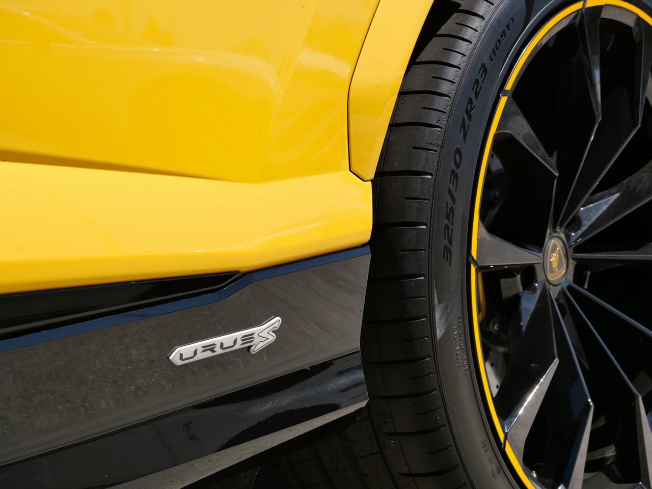 Used 2024 Lamborghini Urus S AWD/4WD image 10