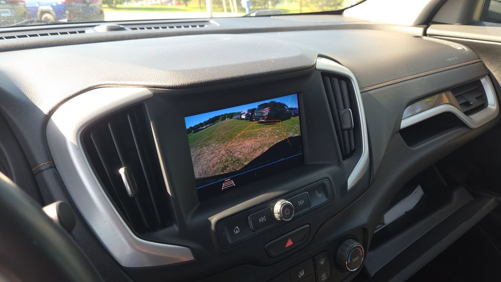 Used 2020 GMC Terrain SLE FWD image 15