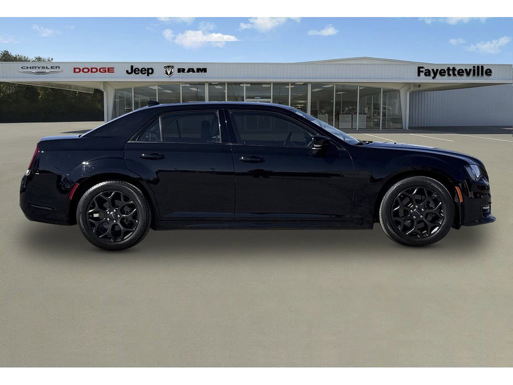Used 2022 Chrysler 300 Touring L w/ Popular Equipment Group image 2