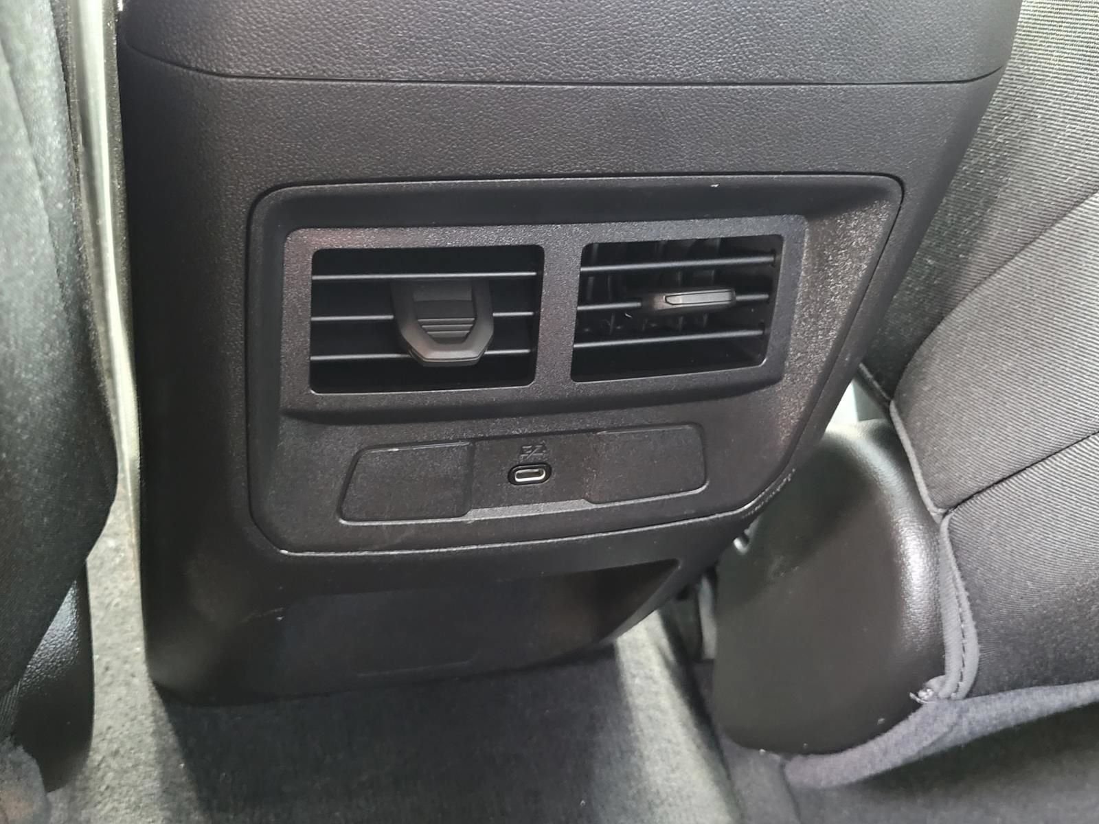 Used 2024 Chevrolet Colorado LT w/ LT Convenience Package RWD image 18