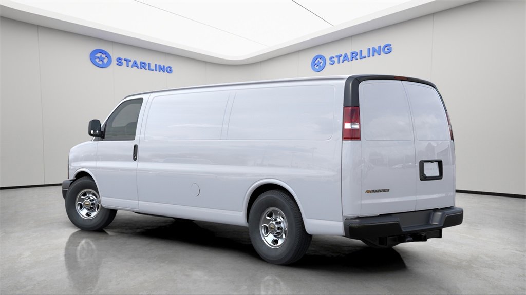 New 2025 Chevrolet Express 2500 Extended image 3