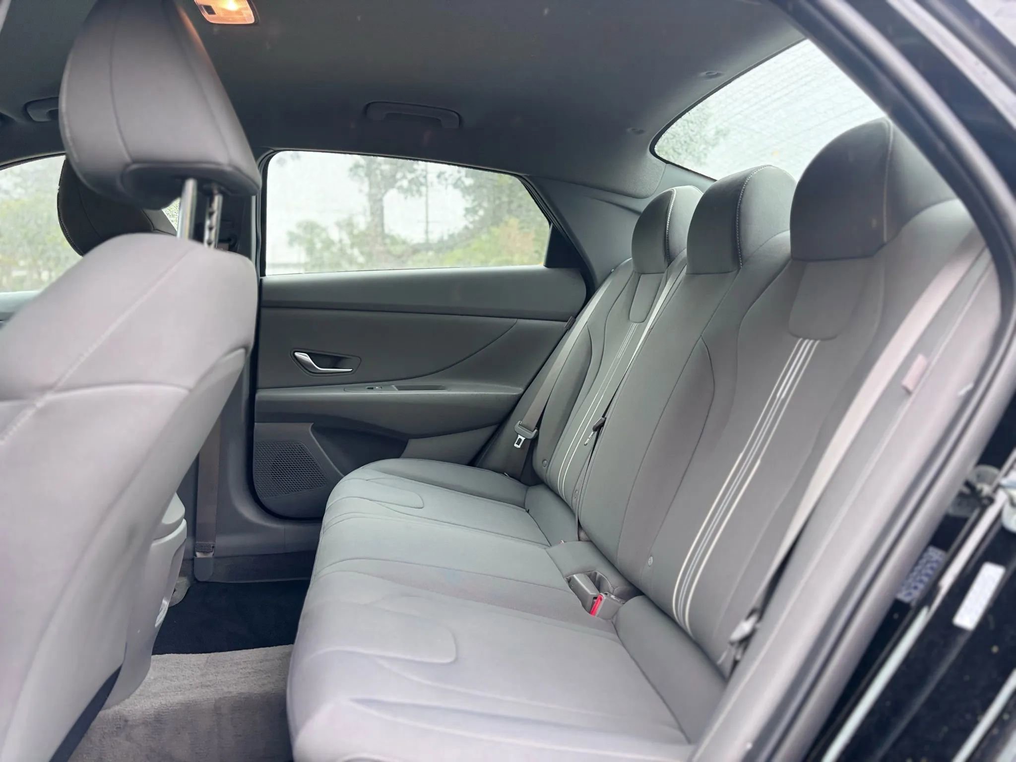 Used 2024 Hyundai Elantra SEL image 13