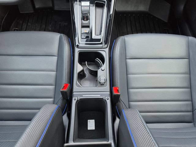 Used 2024 Volkswagen Golf R AWD/4WD image 46