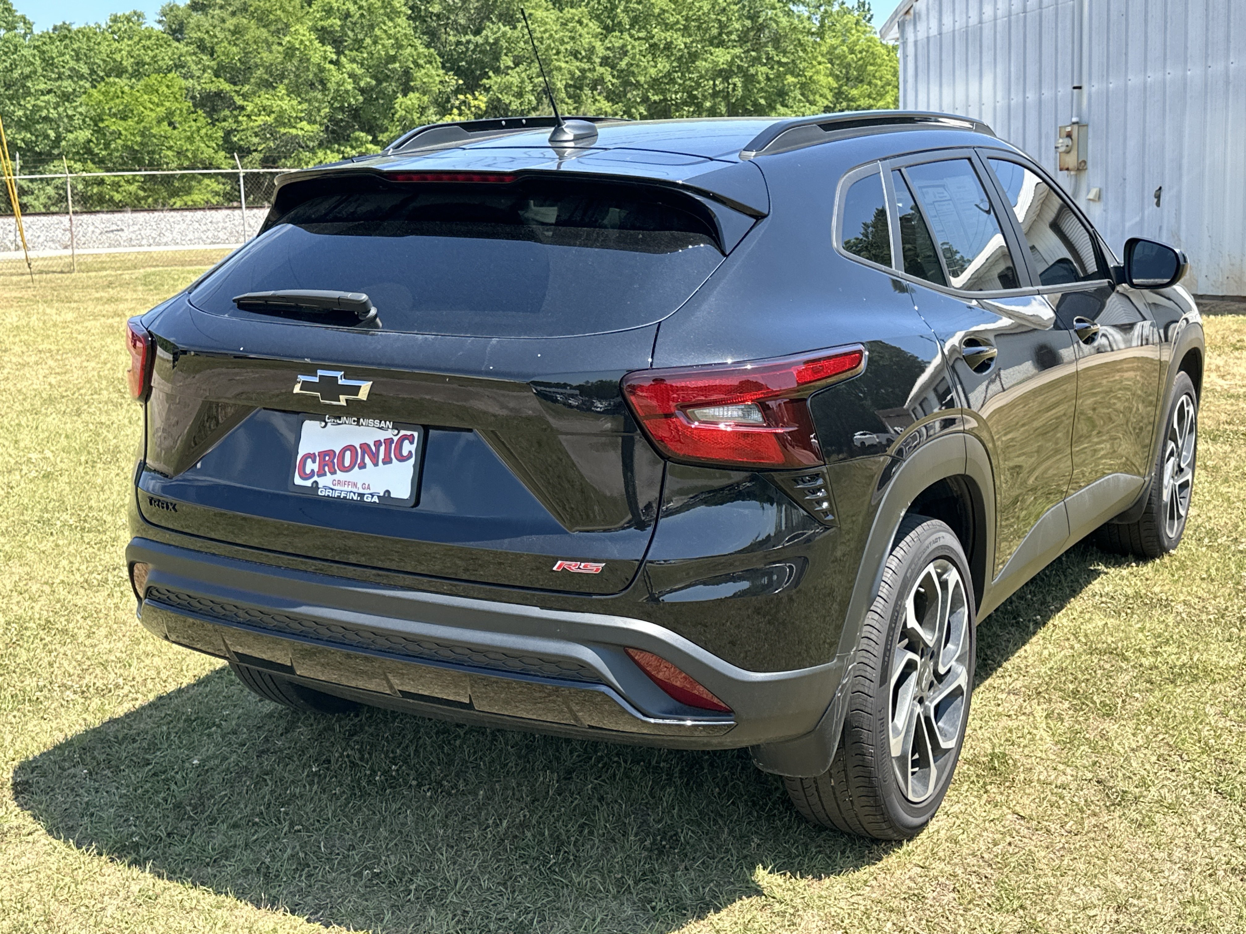 Used 2025 Chevrolet Trax RS FWD image 5