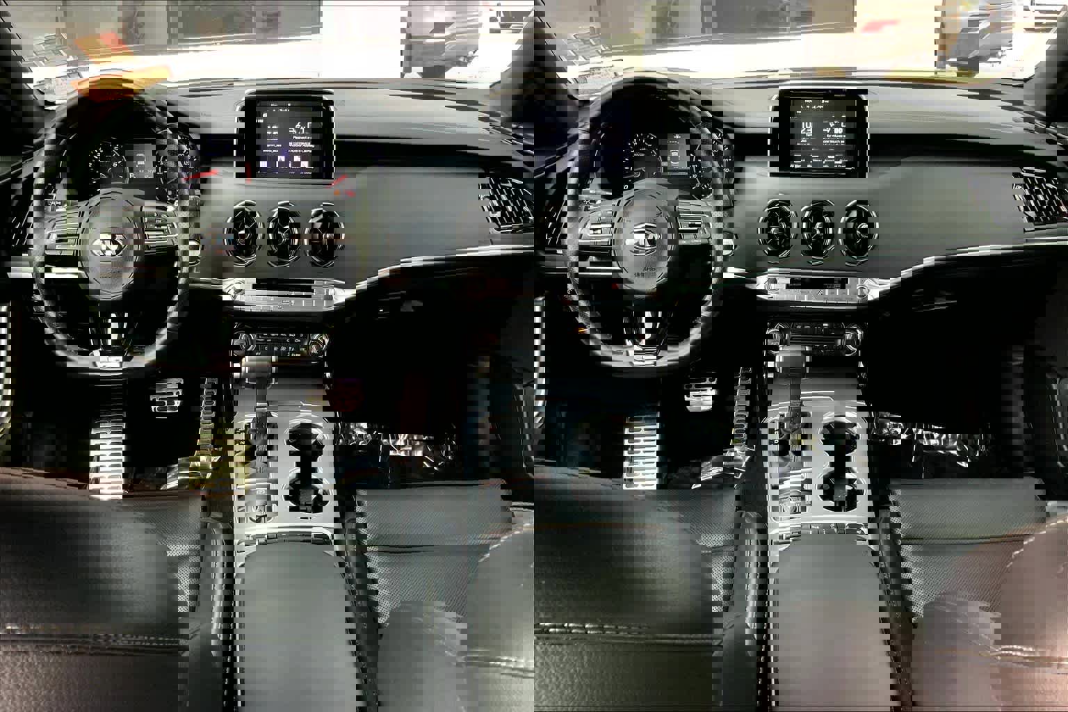 Used 2020 Kia Stinger GT image 15