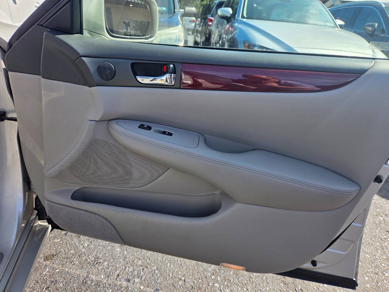Used 2002 Lexus ES 330 FWD image 37