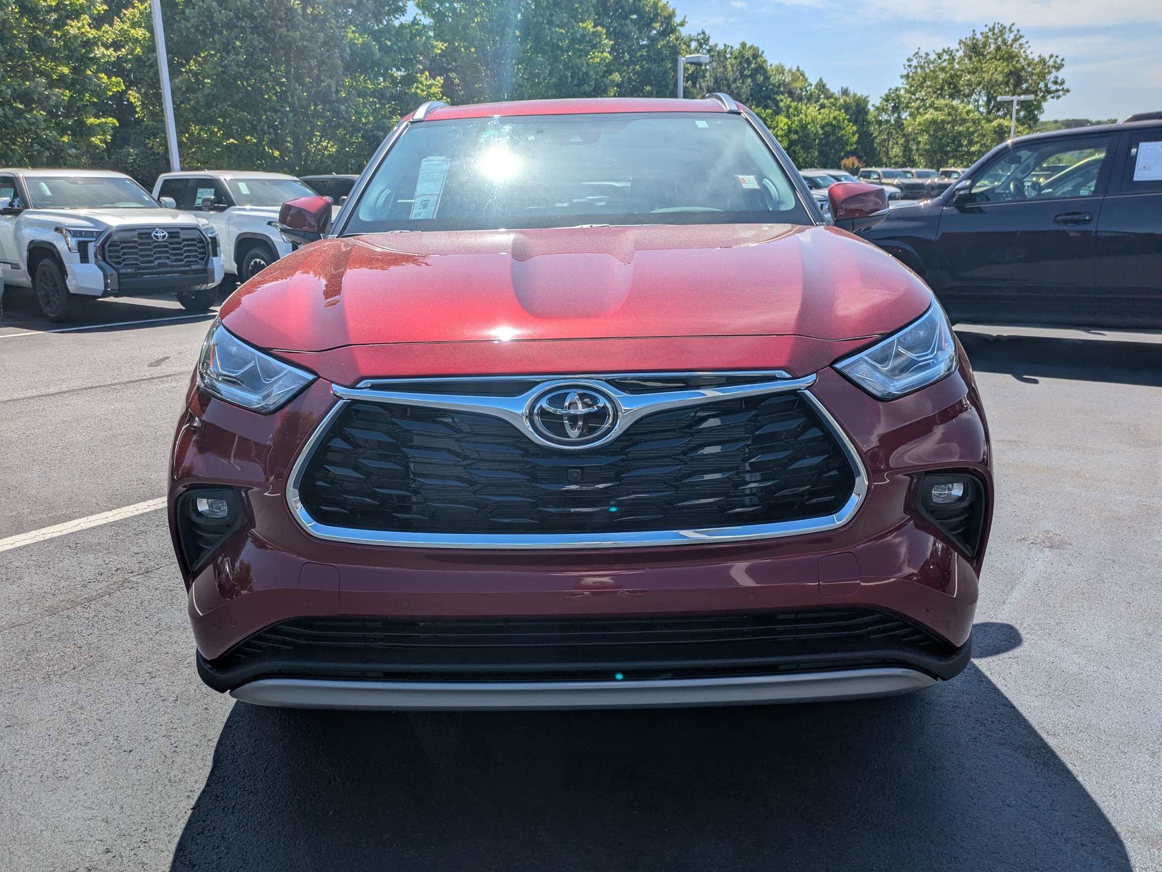 New 2026 Toyota Highlander Platinum AWD/4WD image 10