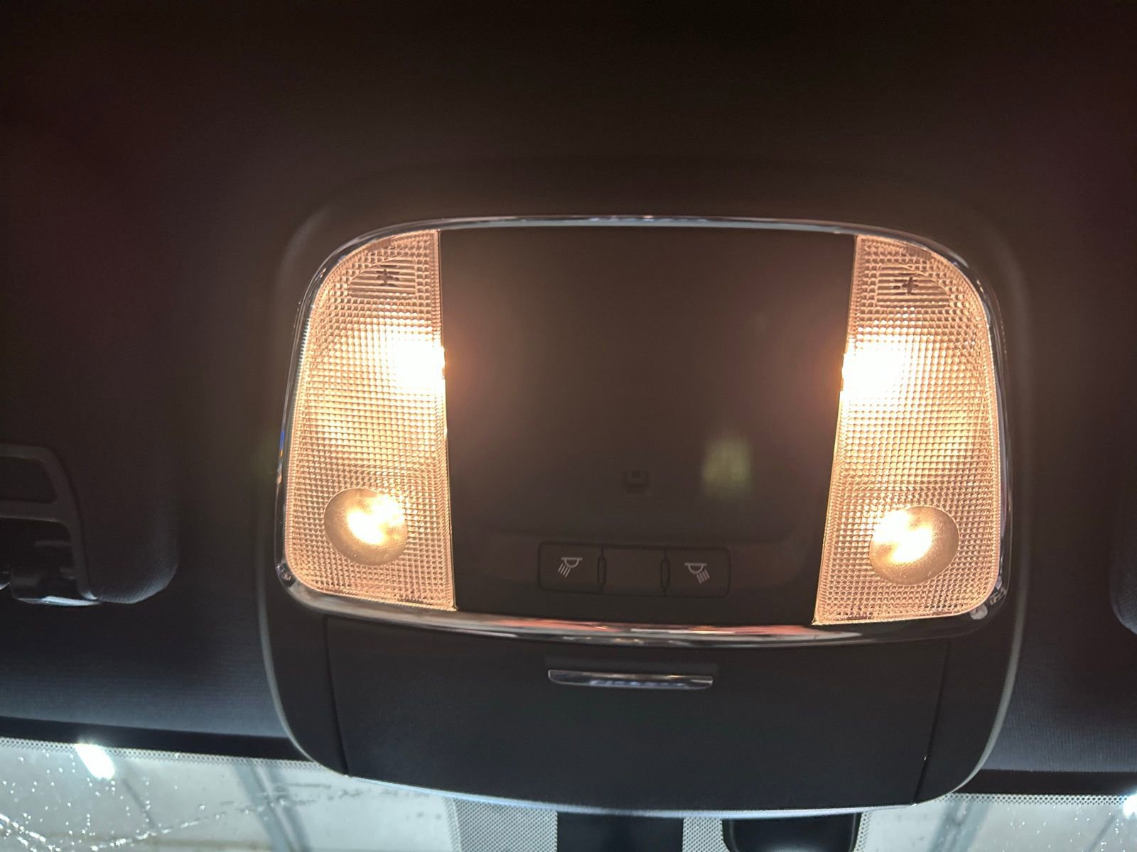 Used 2020 Jeep Grand Cherokee Laredo image 19