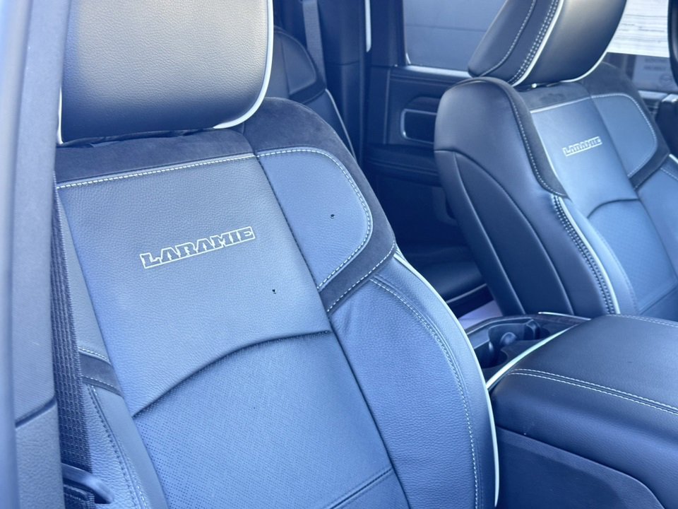 Used 2025 RAM 3500 Laramie image 12