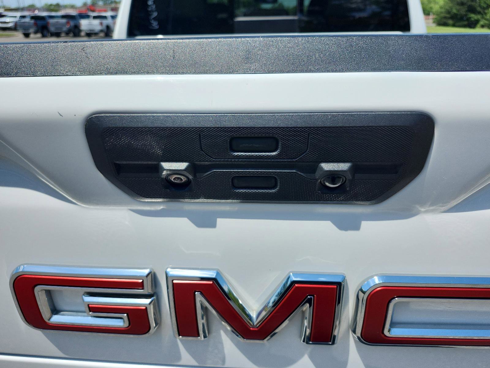 Used 2022 GMC Sierra 1500 SLT AWD/4WD image 12