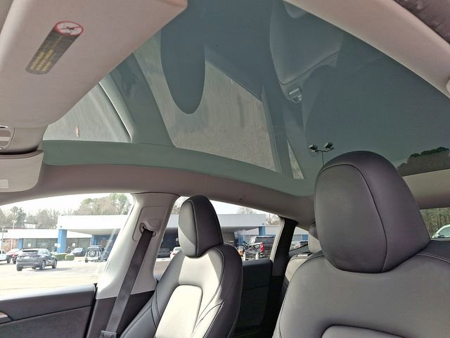 Used 2024 Tesla Model Y Long Range image 17