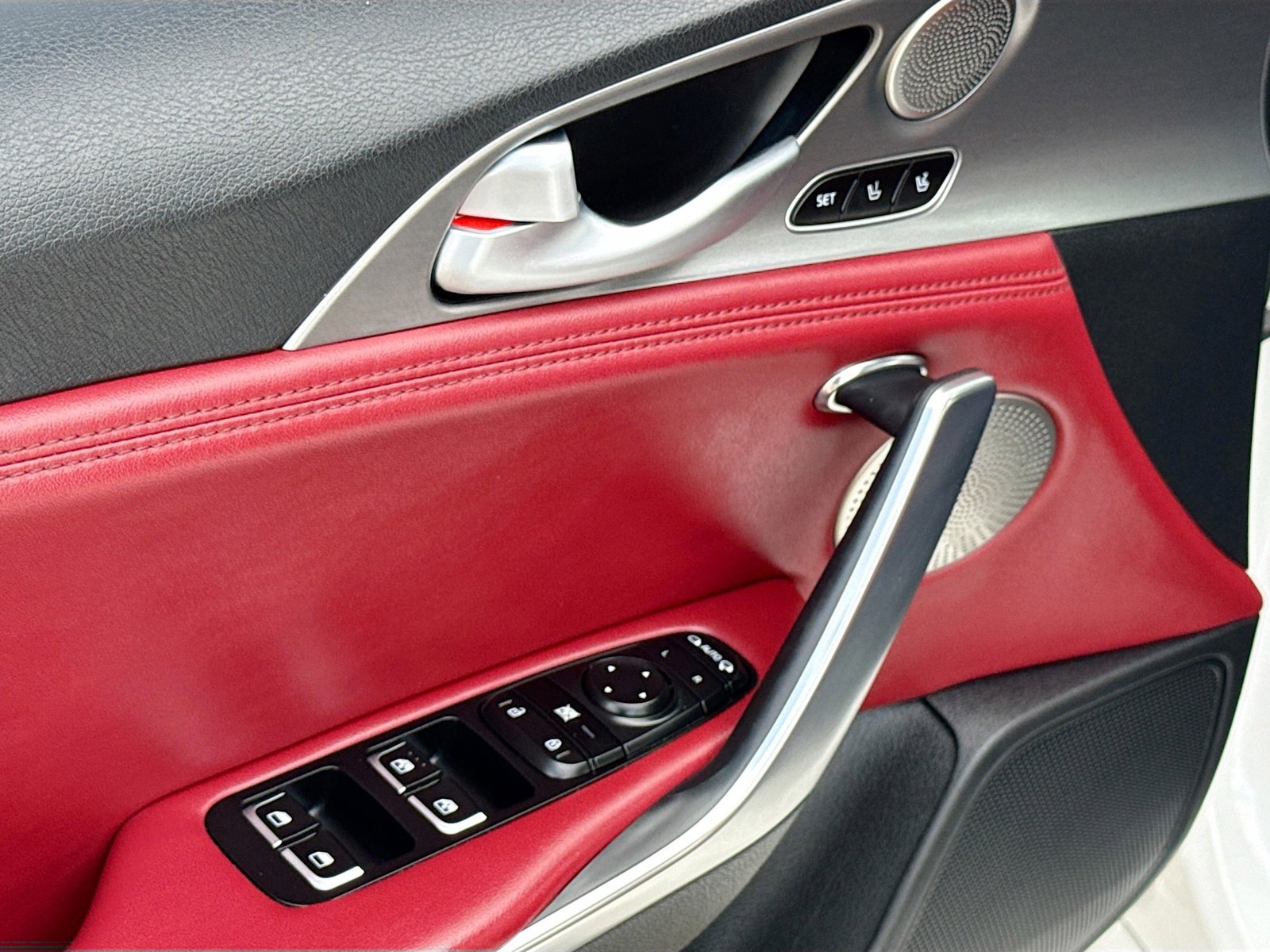 Used 2021 Kia Stinger GT2 image 8