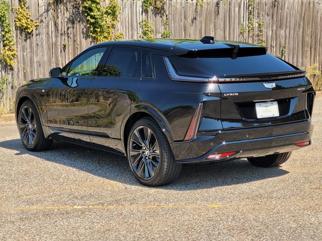 New 2026 Cadillac Lyriq Signature Sport w/ LPO, Floor Liner Package image 6