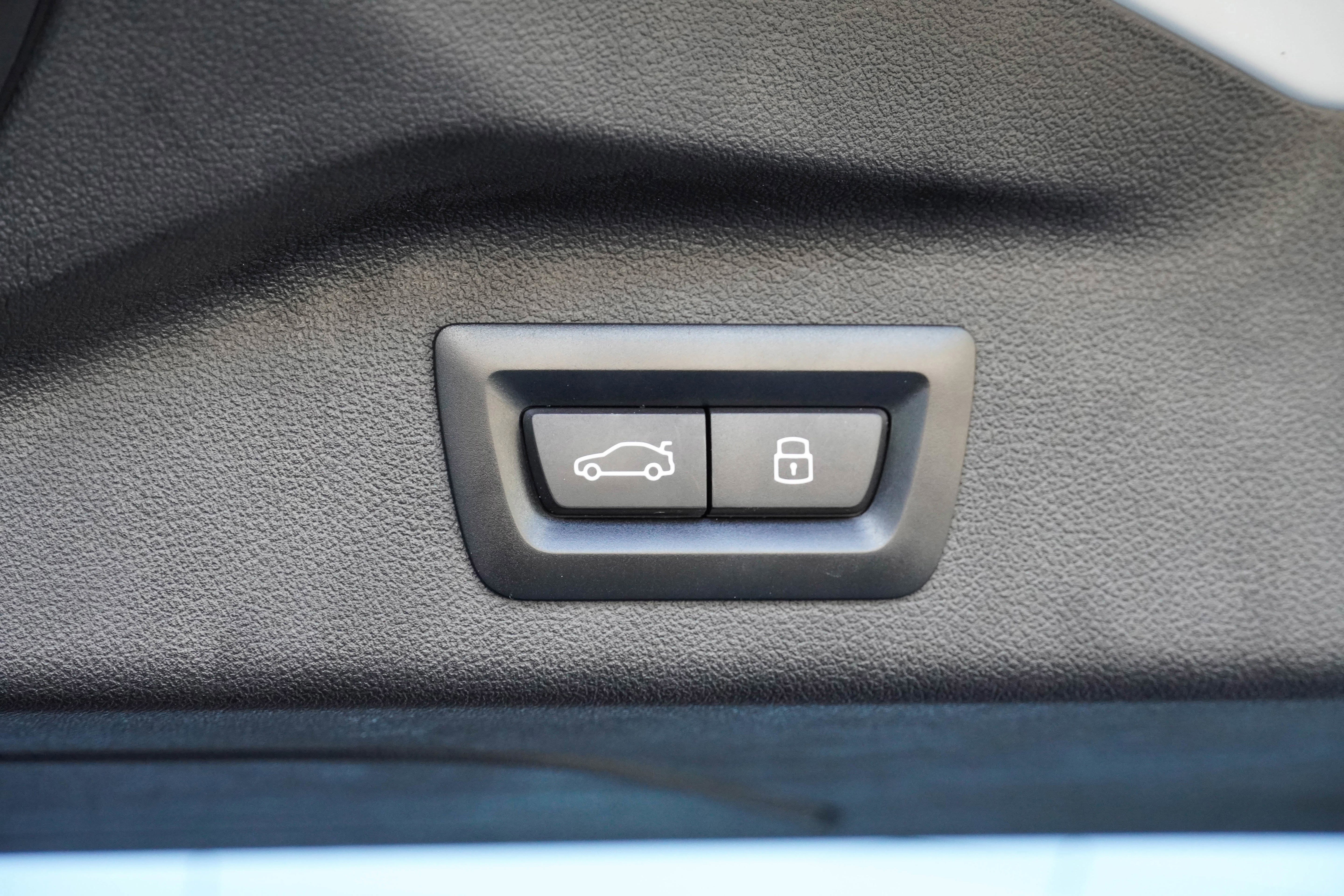 Certified 2024 BMW X7 M60i w/ Executive Package image 42