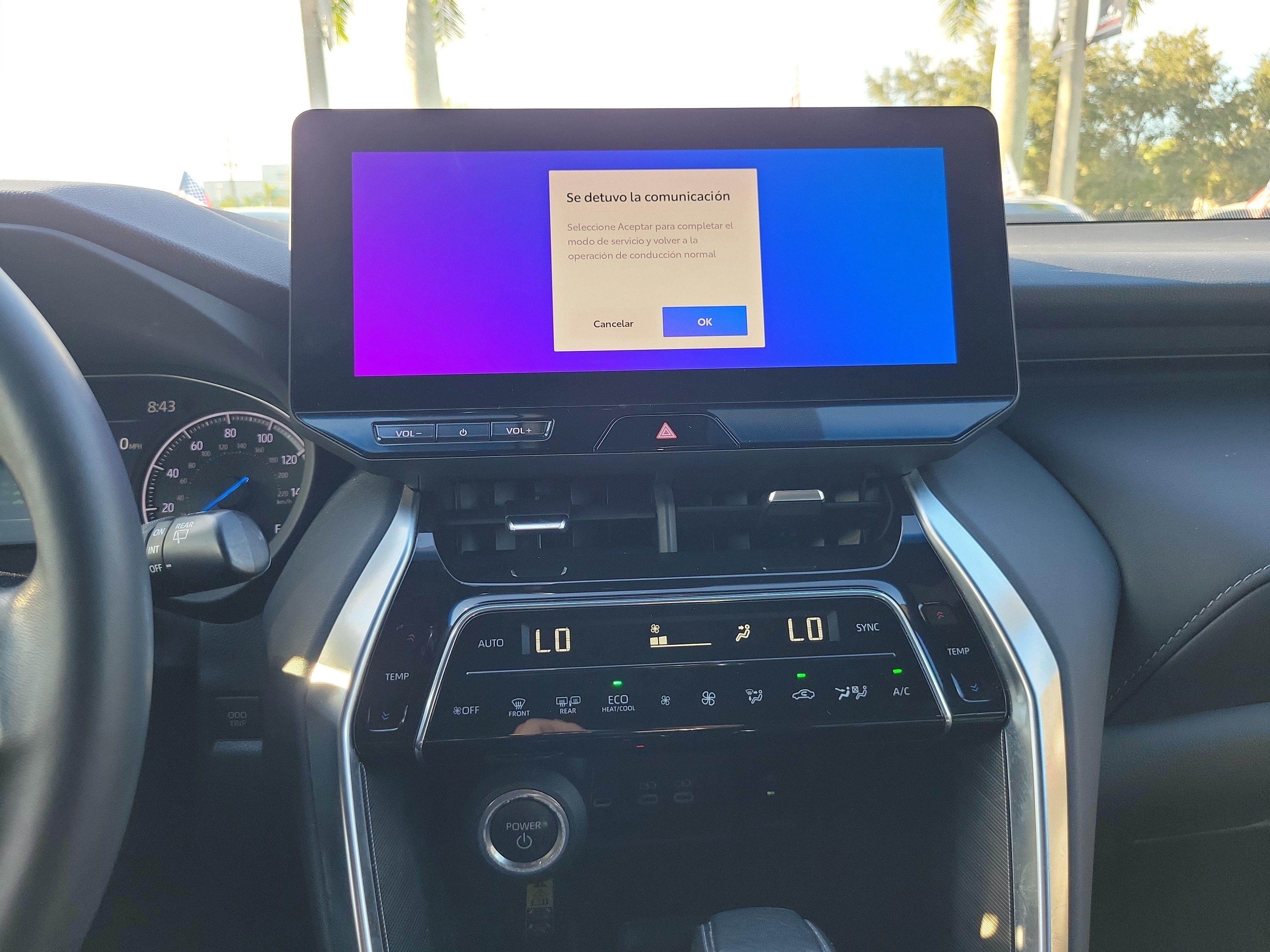 Used 2023 Toyota Venza XLE AWD/4WD image 25