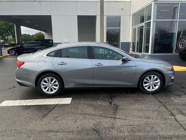 Used 2025 Chevrolet Malibu LT FWD image 11