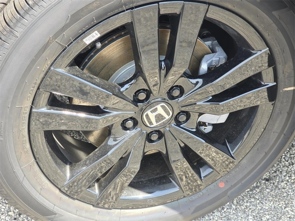 New 2026 Honda HR-V Sport image 9