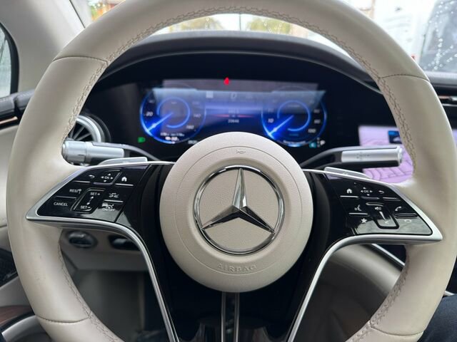 Certified 2023 Mercedes-Benz EQS 580 4MATIC Sedan image 30