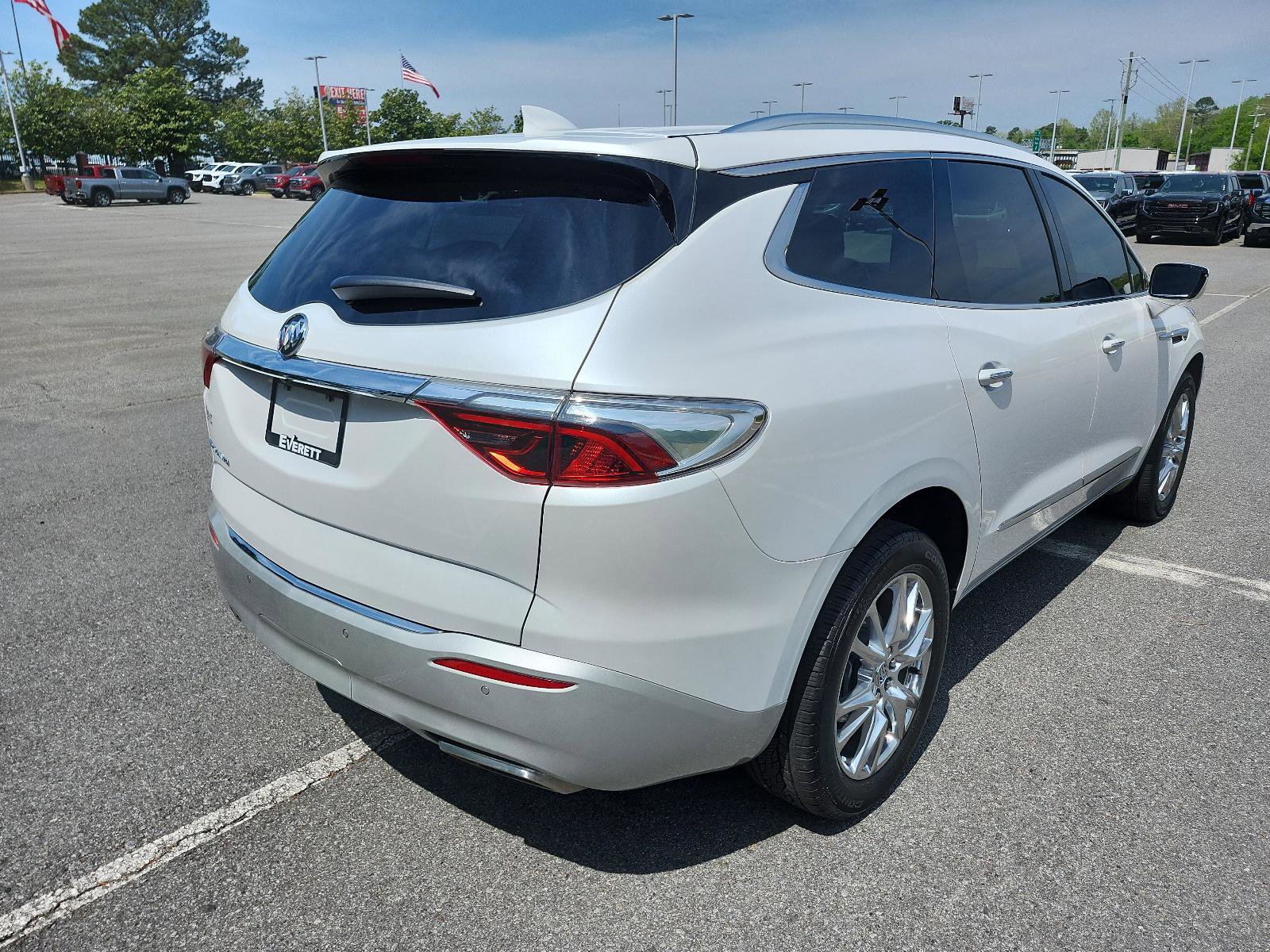 Certified 2024 Buick Enclave Premium w/ Experience Buick Package image 3