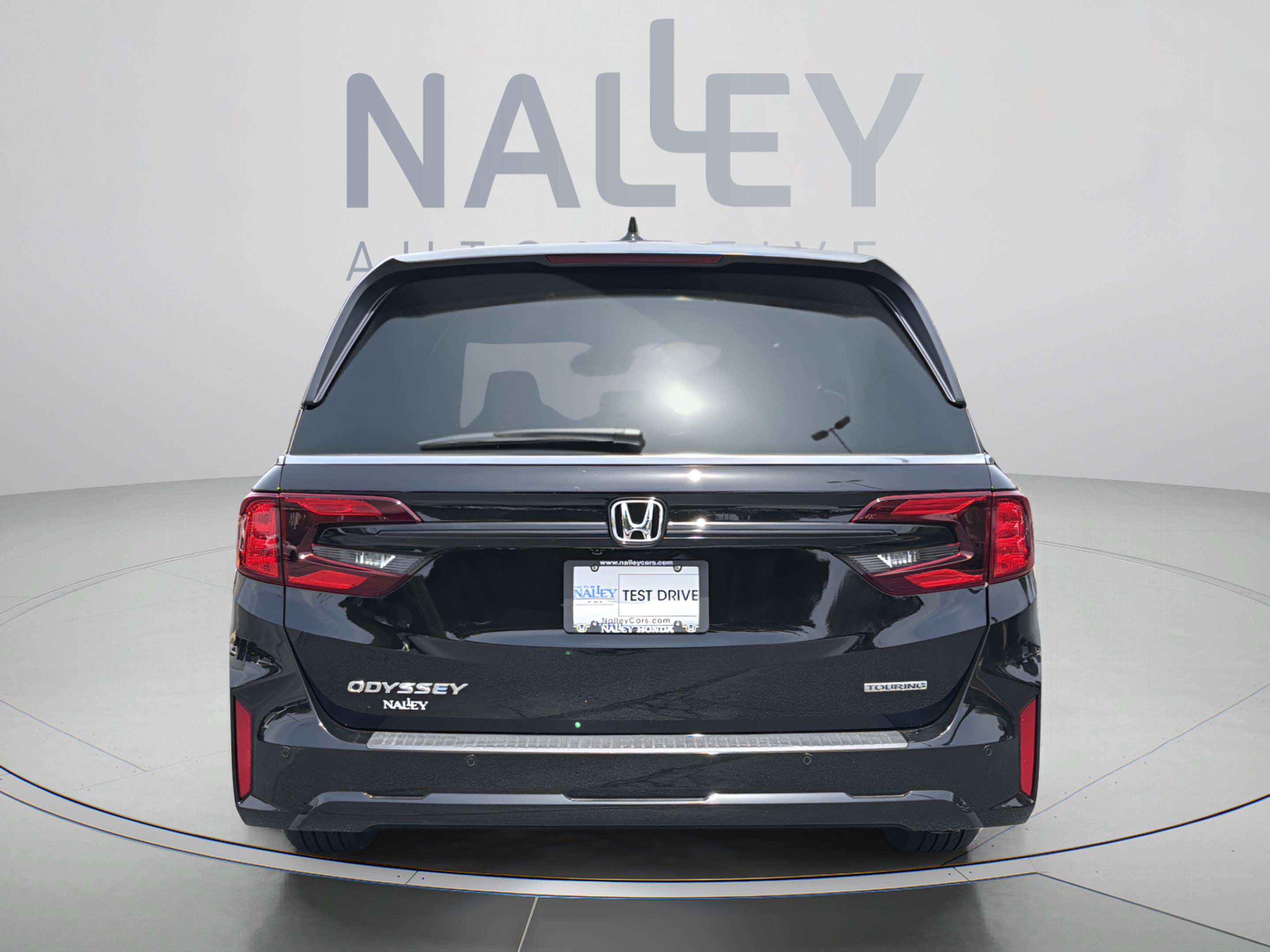 New 2026 Honda Odyssey Touring image 4