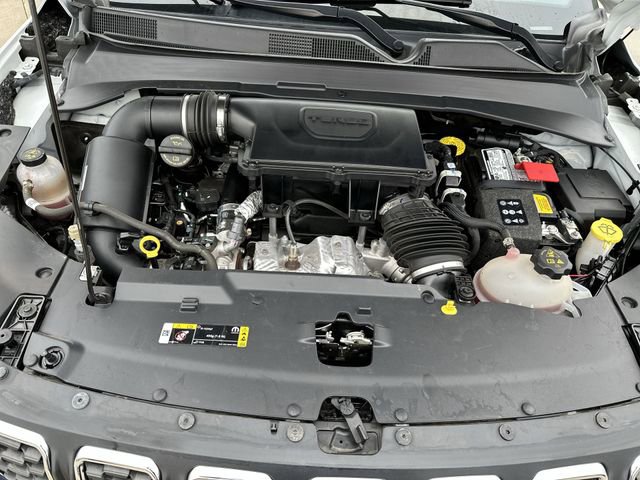 Used 2024 Jeep Compass Latitude image 20