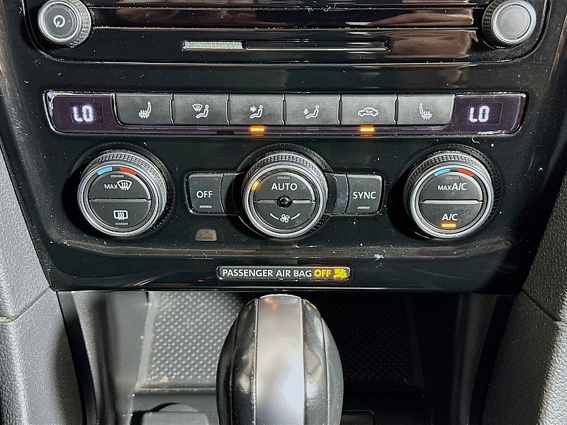 Used 2020 Volkswagen Passat 2.0T SE image 16