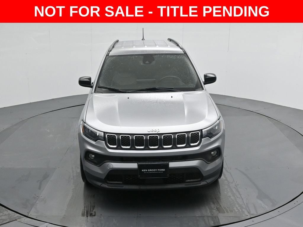 Used 2023 Jeep Compass Latitude image 31