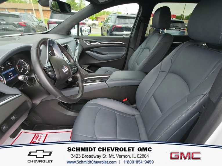 Used 2023 Buick Enclave Essence image 14