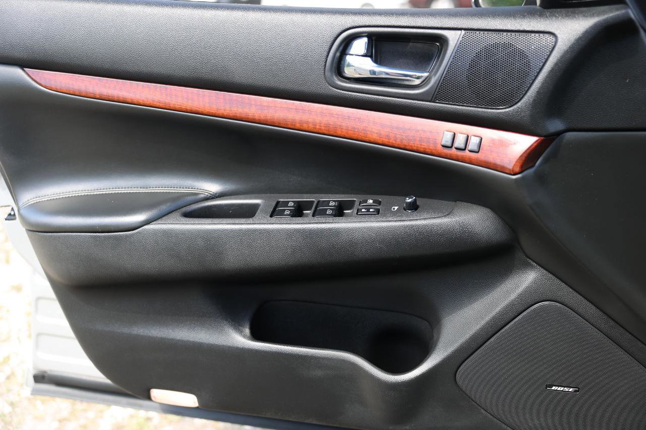 Used 2009 INFINITI G37 Journey w/ Premium Pkg image 37