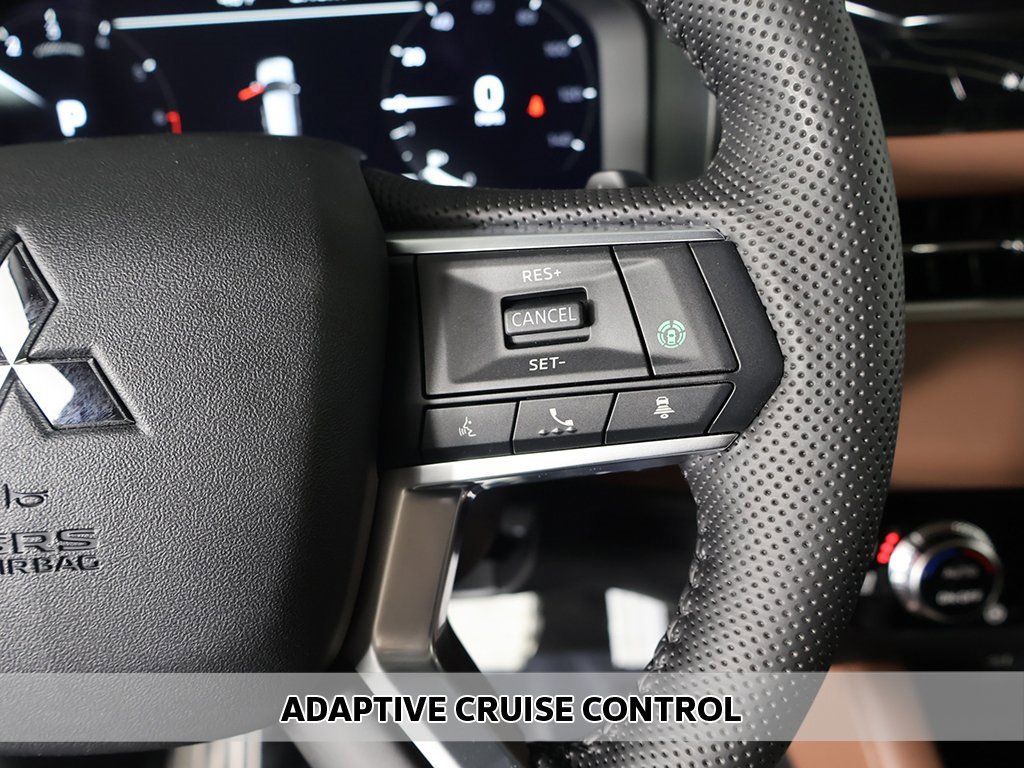 New 2026 Mitsubishi Outlander SEL image 6