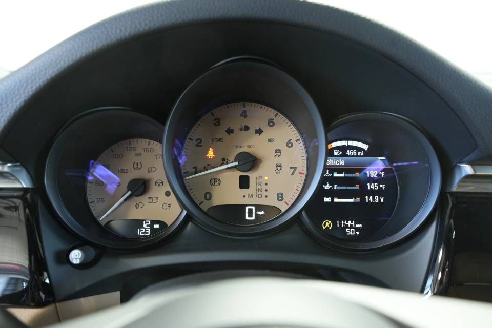 Certified 2026 Porsche Macan AWD/4WD image 14