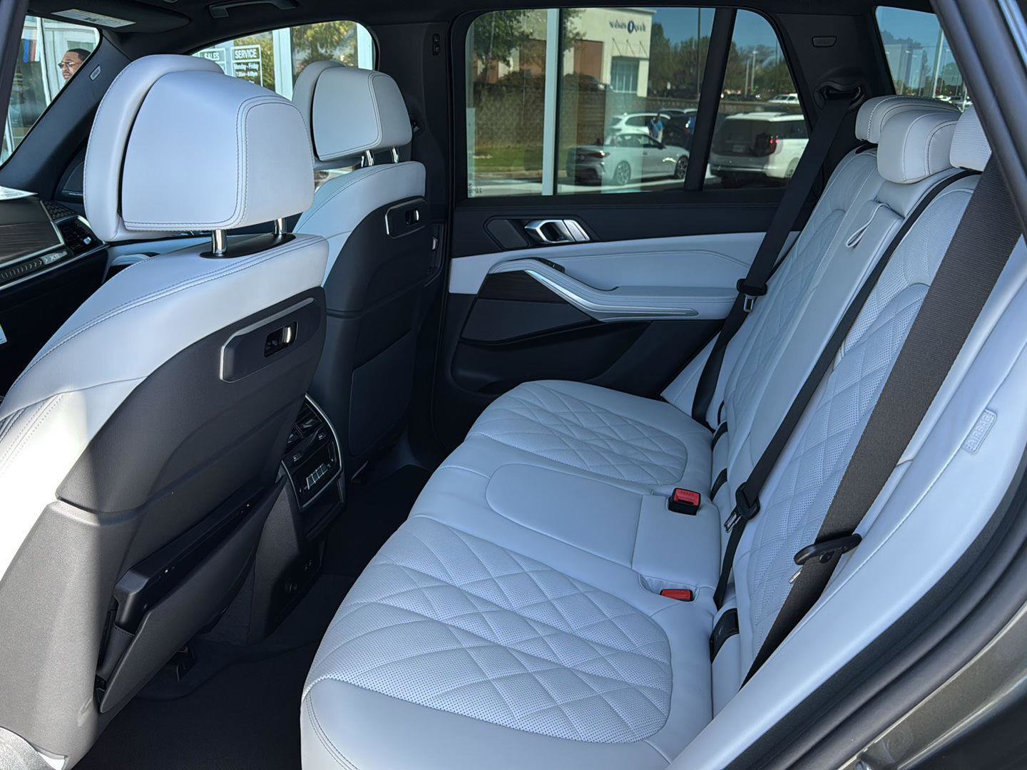 New 2026 BMW X5 M60i image 9