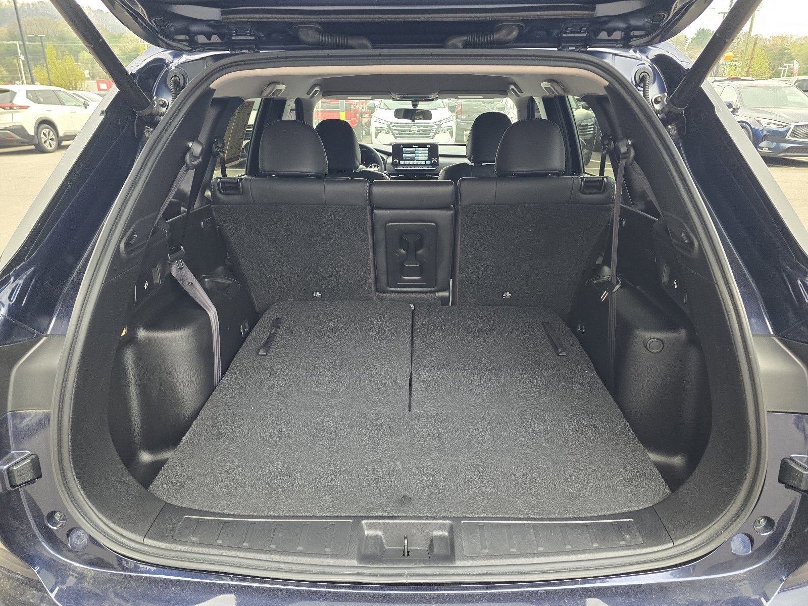 Used 2024 Mitsubishi Outlander SE image 25