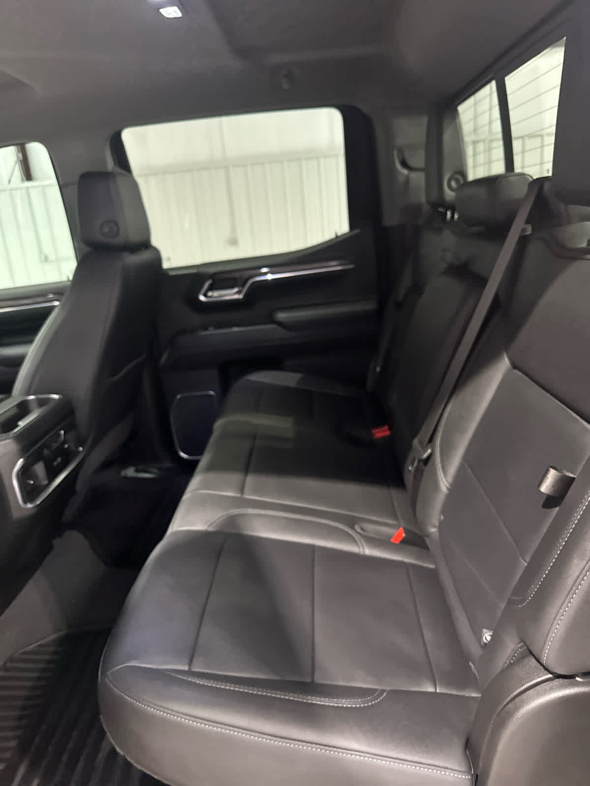 Used 2023 Chevrolet Silverado 1500 LTZ w/ Technology Package AWD/4WD image 28