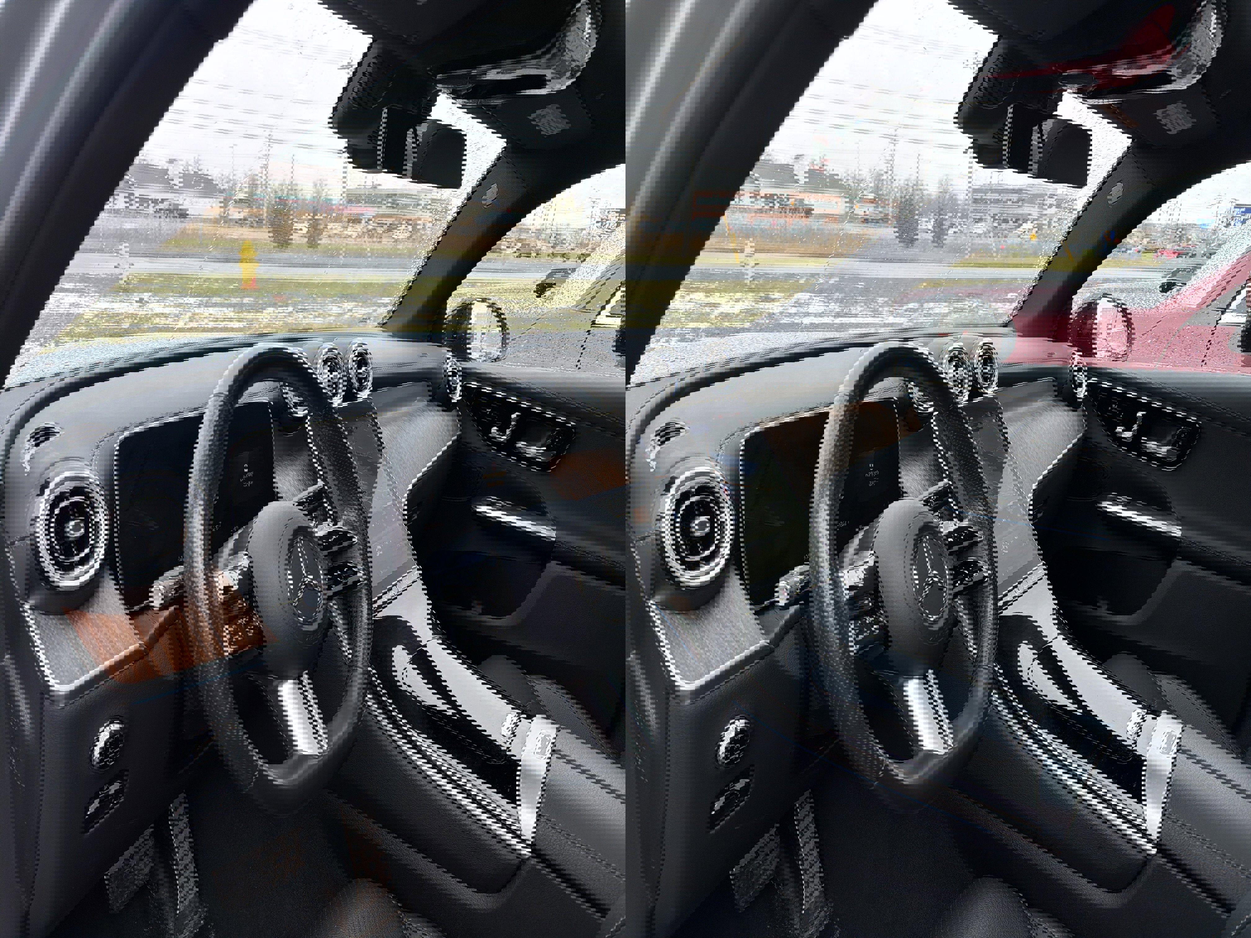 Used 2025 Mercedes-Benz GLC 300 4MATIC image 9