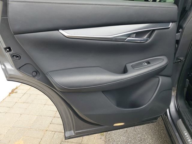 Used 2023 INFINITI QX50 Sport image 34