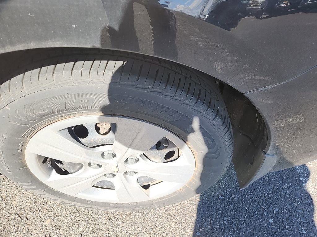 Used 2016 Chevrolet Cruze LS image 5