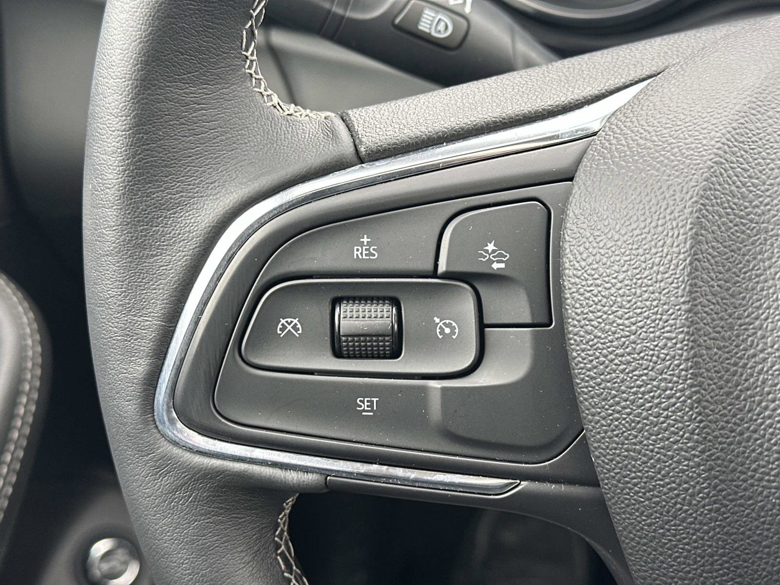 Certified 2023 Buick Encore GX Select w/ Experience Buick Package image 22