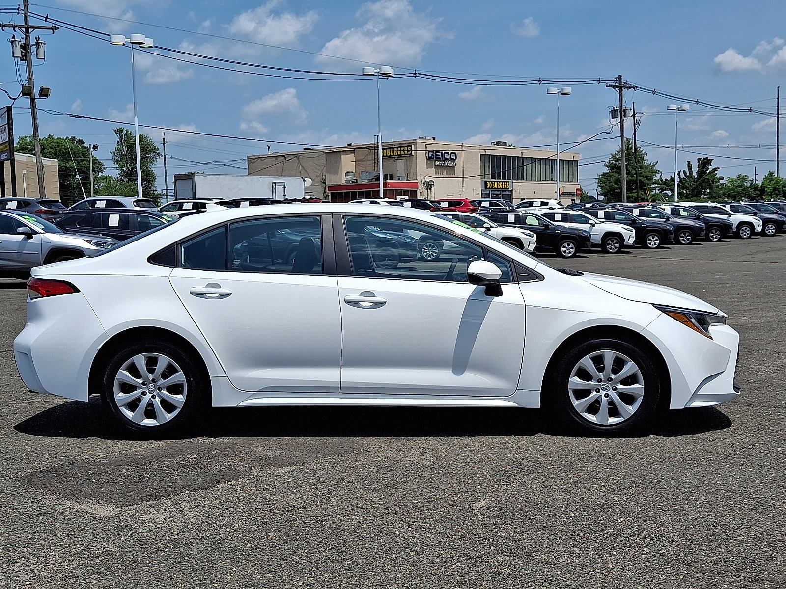 Certified 2023 Toyota Corolla LE image 8