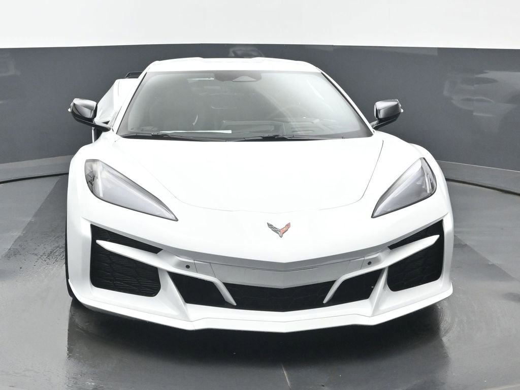 New 2026 Chevrolet Corvette E-Ray w/ ZER Performance Package image 3