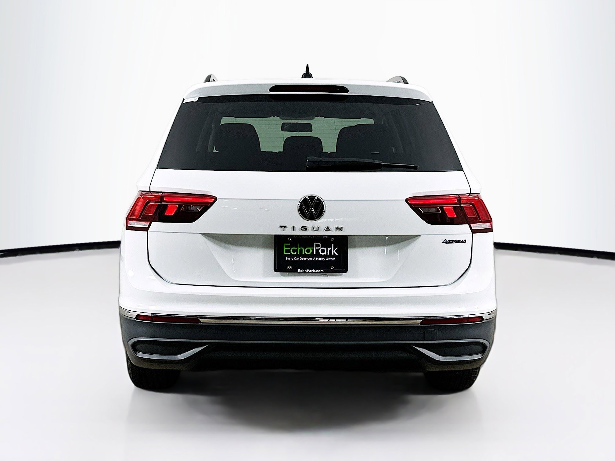 Used 2022 Volkswagen Tiguan S image 7