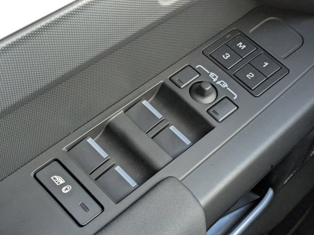Used 2026 Land Rover Defender 110 S AWD/4WD image 23