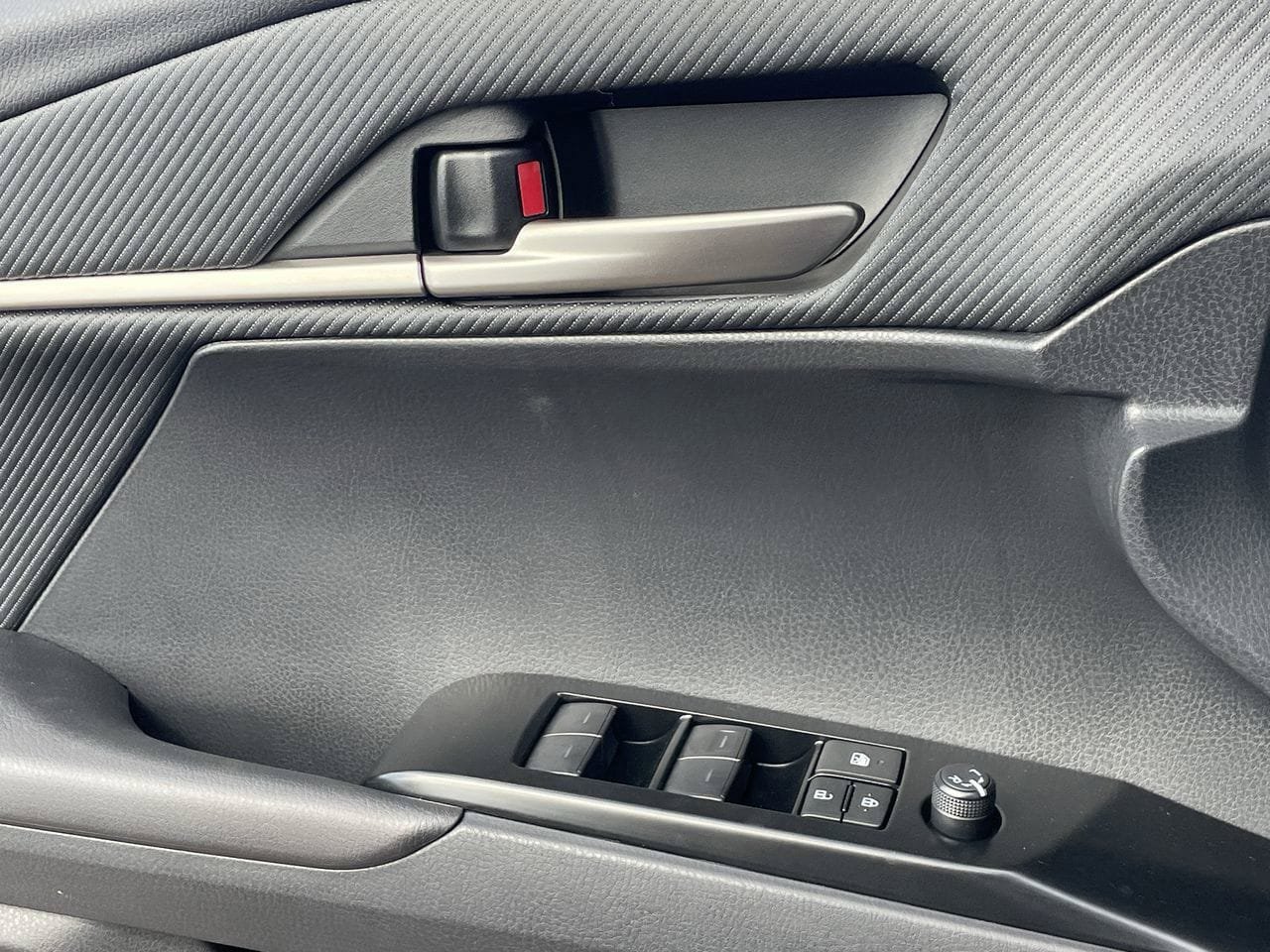 New 2026 Toyota Camry SE FWD image 16
