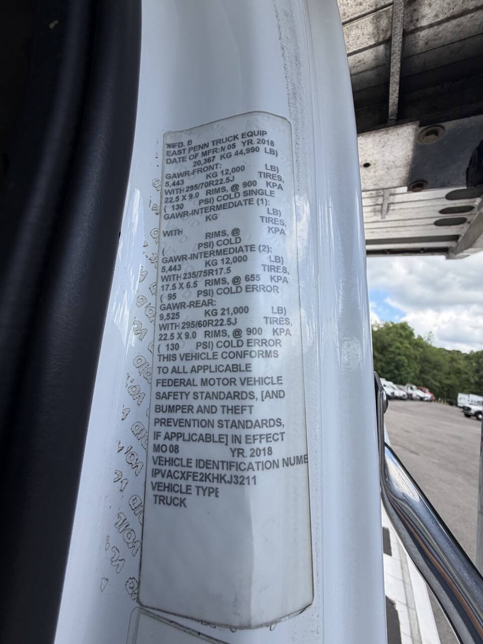 Used 2017 Ford F550 4x4 Regular Cab Super Duty image 23