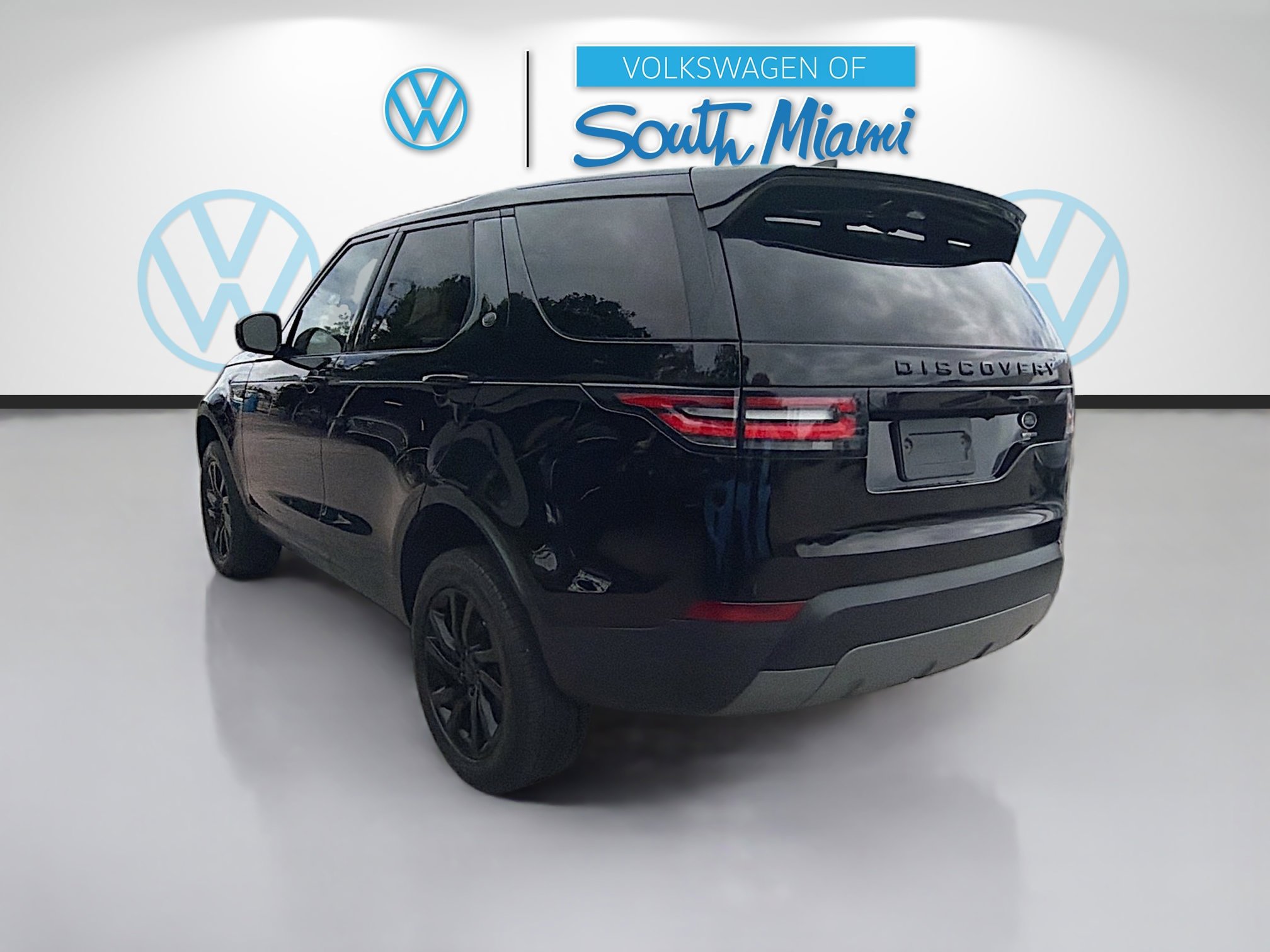 Used 2018 Land Rover Discovery HSE image 5